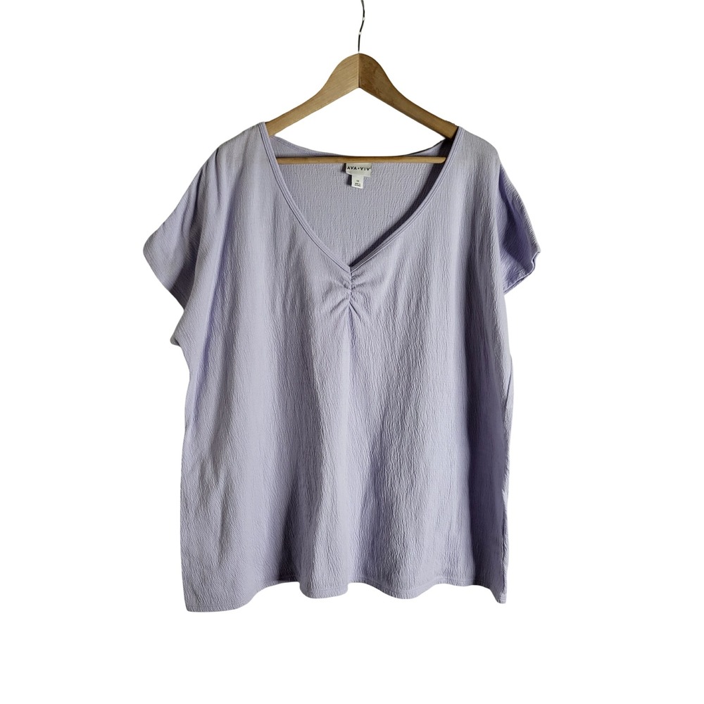 Ava & Viv 1X Purple Textured V-Neck Short Sleeve Top Lavender Casual chic